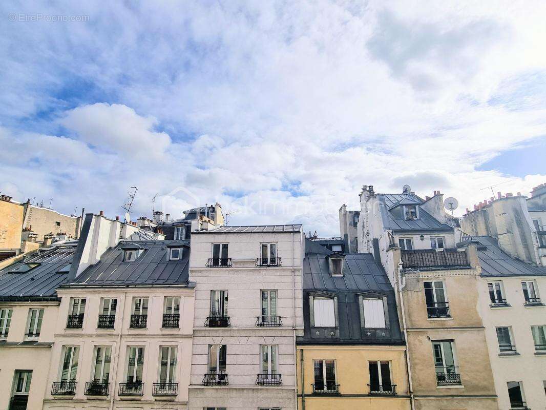 Appartement à PARIS-10E
