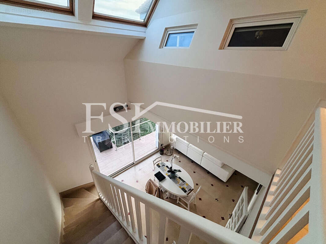 Maison à SAINT-LEU-LA-FORET