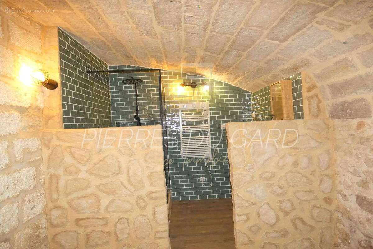 Maison à ROCHEFORT-DU-GARD