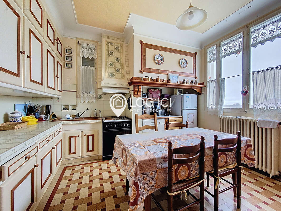 Maison à LEMBEYE