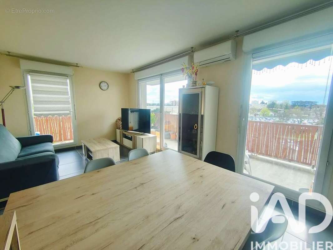 Photo 4 - Appartement à SAINT-PRIEST