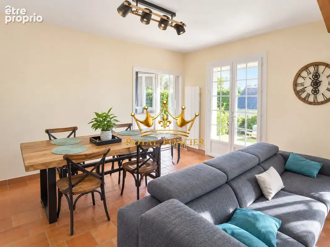 Maison 6 pièces 122 m² à vendre à Descartes (37160) - photo 3