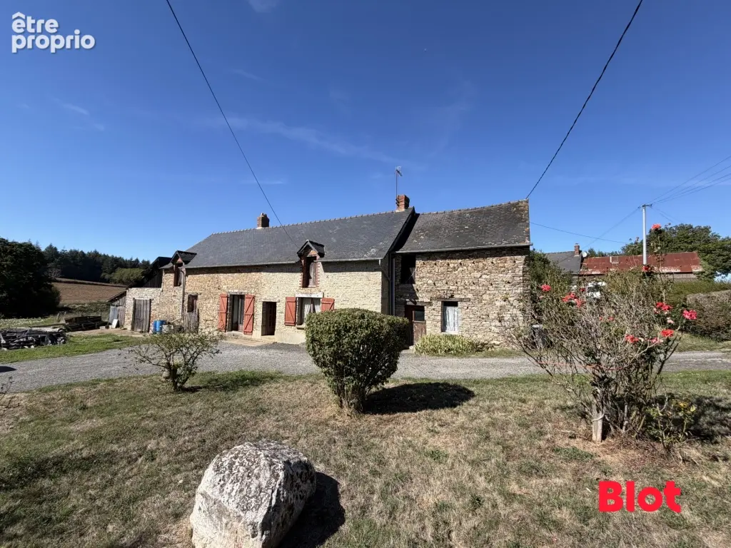 Photo Maison à Bourg-Des-Comptes au prix de 129 900€