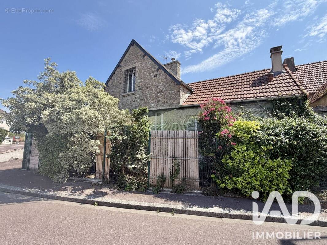 Photo 1 - Maison à CREANCES