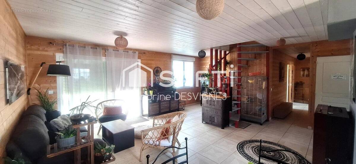 Photo 1 - Maison à ETANG-SUR-ARROUX