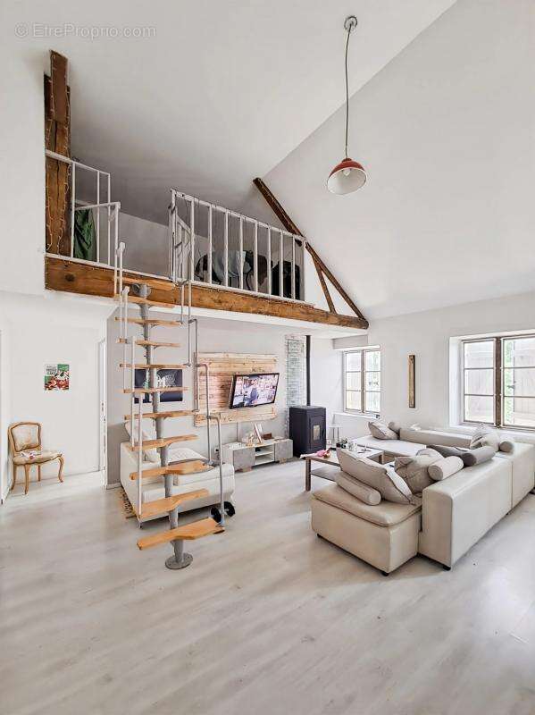 Maison à ECURY-SUR-COOLE