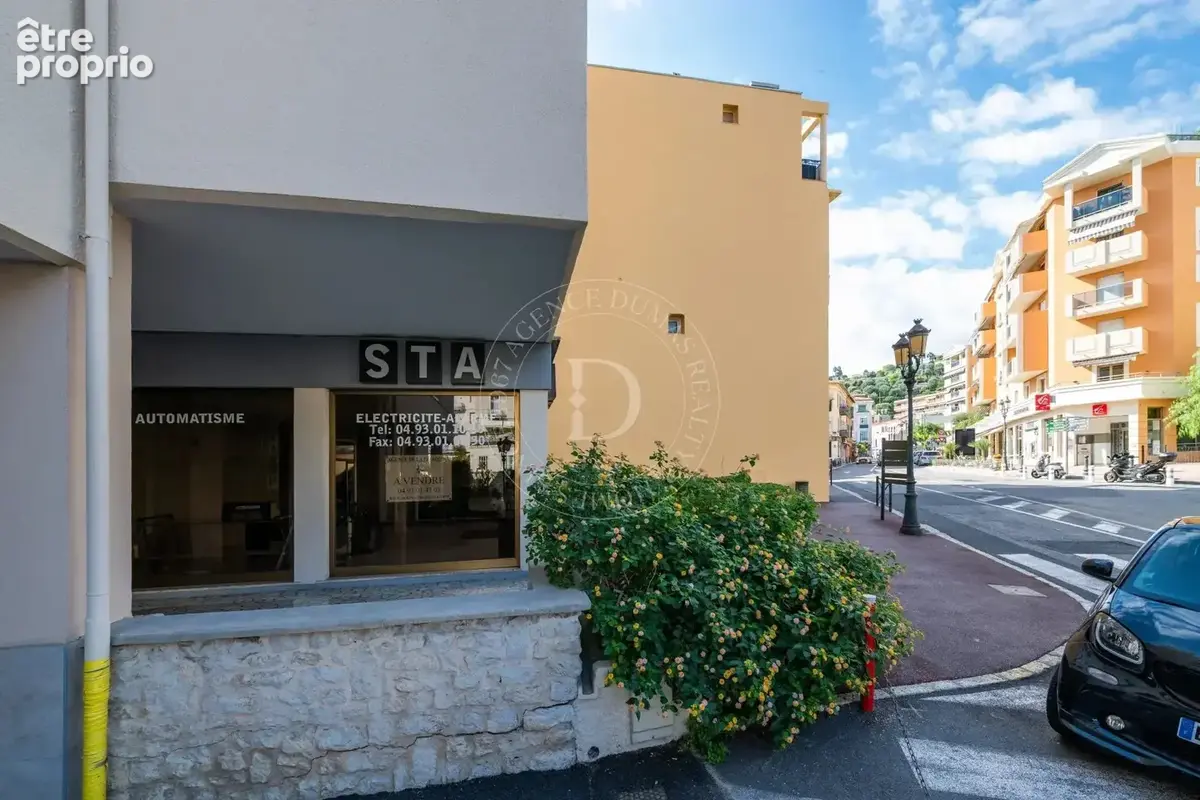 Beaulieu-sur-Mer – Local commercial de 90 m² avec quatre vitrines - photo 10