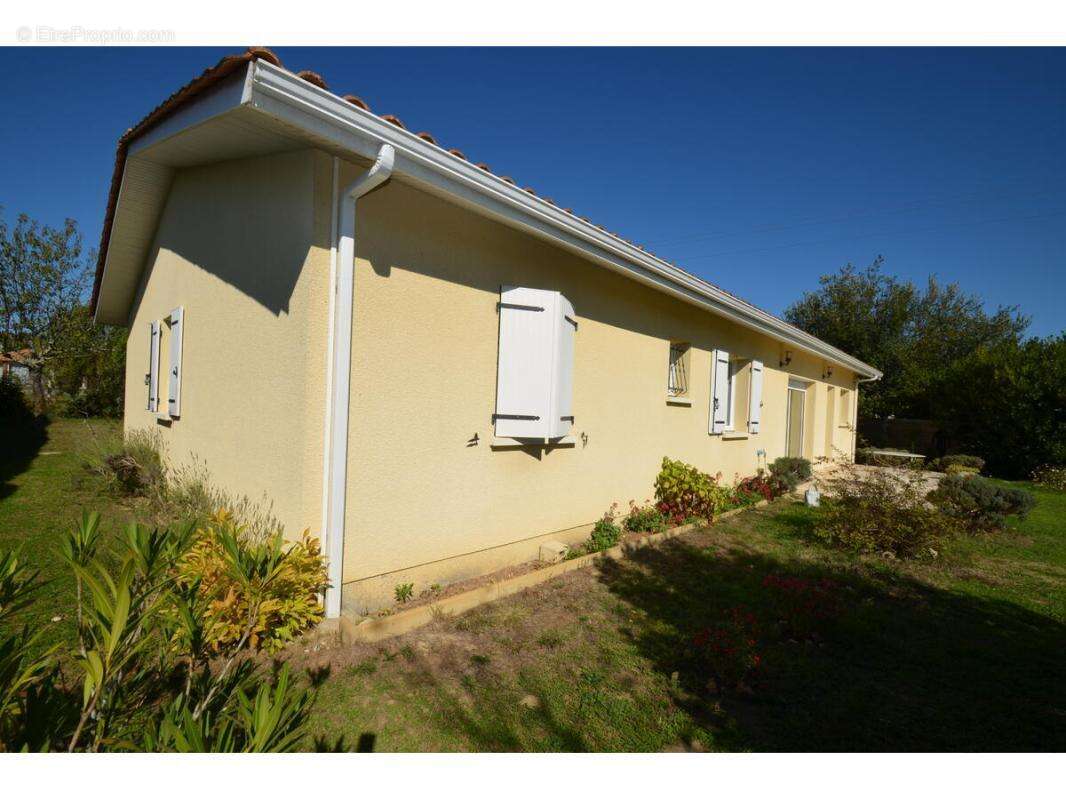 Maison 123 m² à Le Fieu  - photo 15