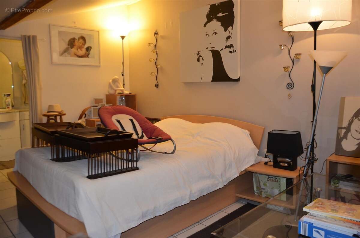 Autre à CHAMPIGNY-SUR-MARNE