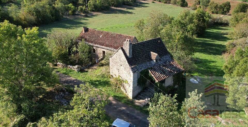 Maison à CENEVIERES