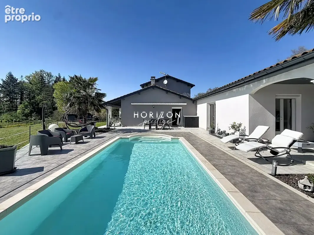Maison 7 pièces 189 m² à vendre à Villars-Les-Dombes (01330) - photo 2