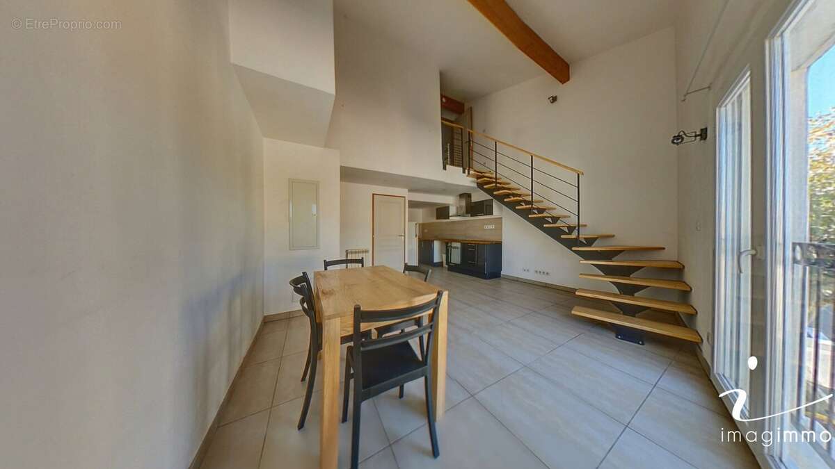 Appartement à MIREVAL