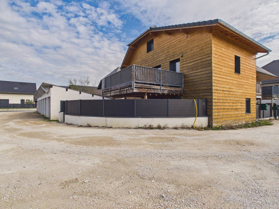 Appartement à LA MOTTE-SERVOLEX