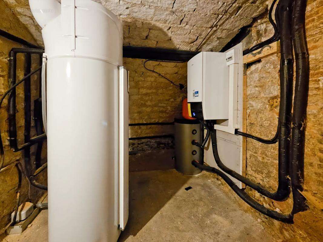 Maison à MILLY-SUR-THERAIN