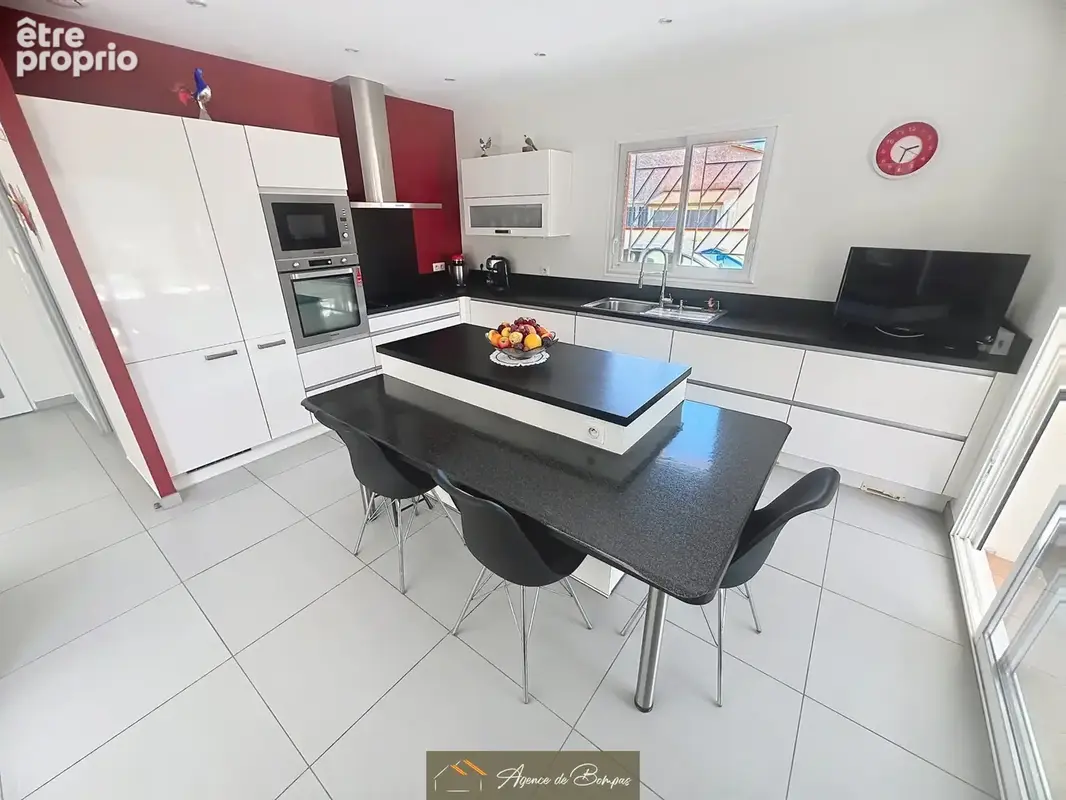 Secteur residentiel - villa 3 faces 127 m2 hbts  sur 600 m2 de terrain  - - photo 2