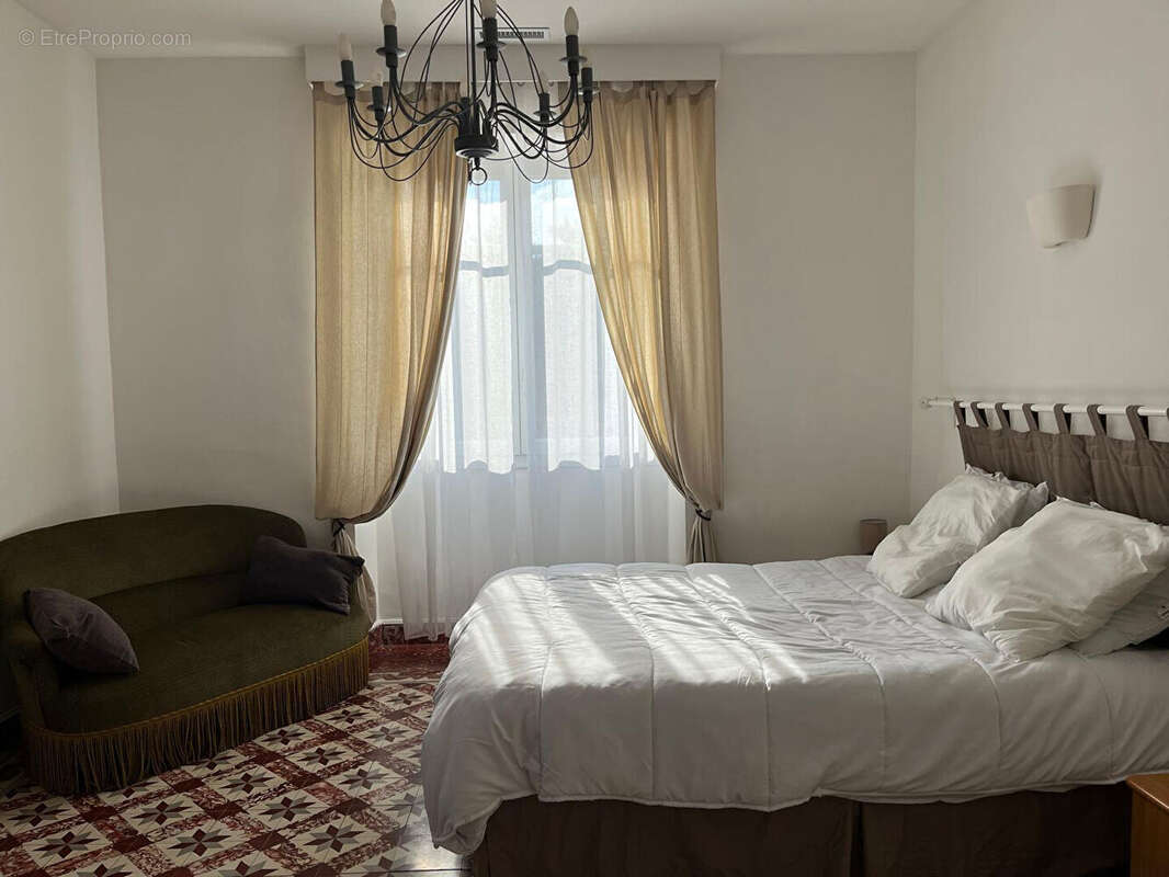 Maison à MAUBEC