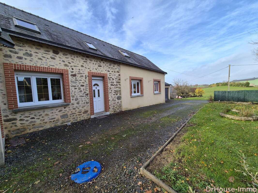 Maison à MAYENNE