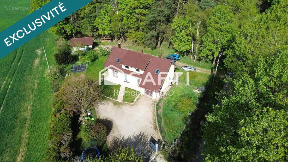 Photo 1 - Maison à VIRIAT