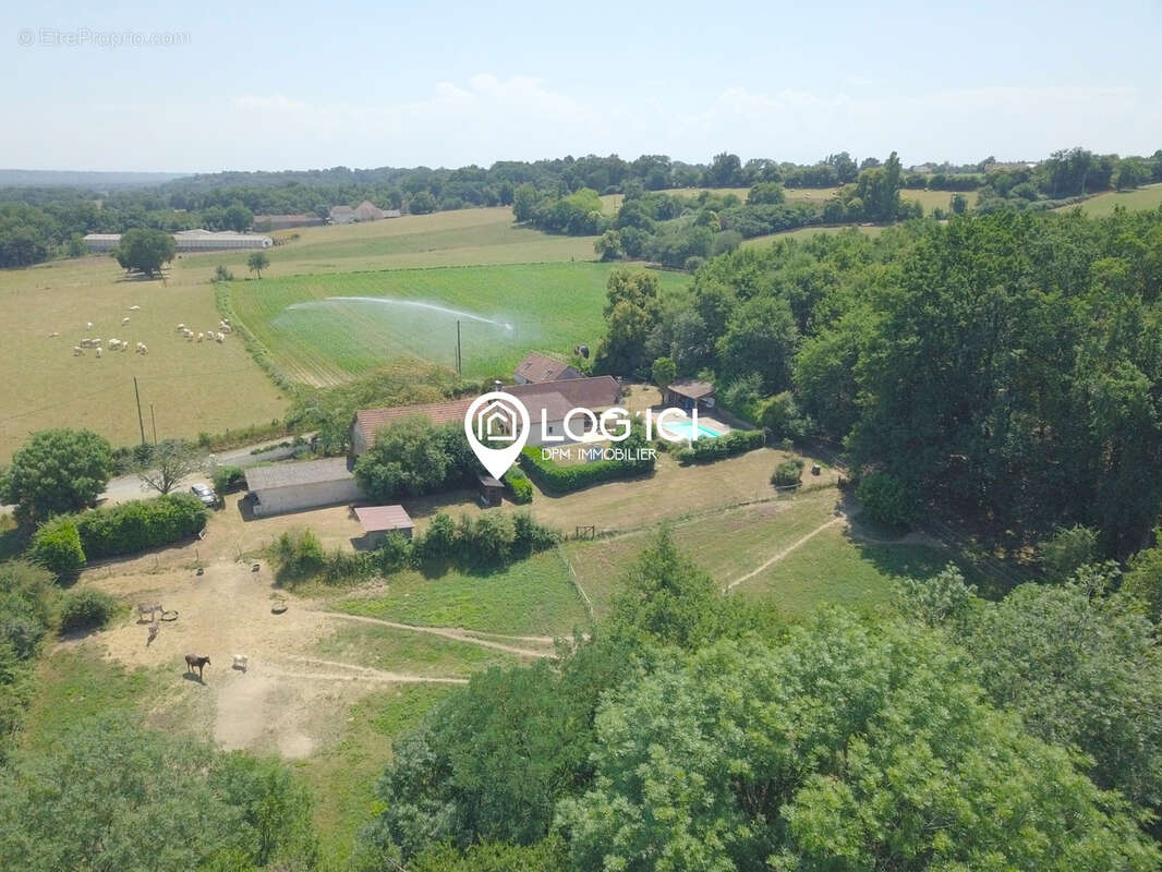 Corps de ferme 6 pieces 190 m2 - photo 27