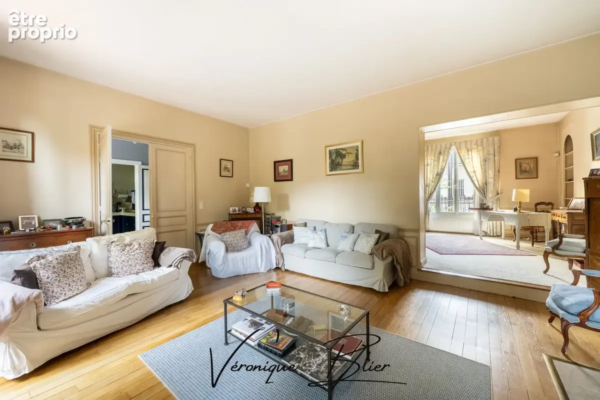 Maison 7 pièces 207 m² à vendre à Mantes-La-Jolie (78200) - photo 2