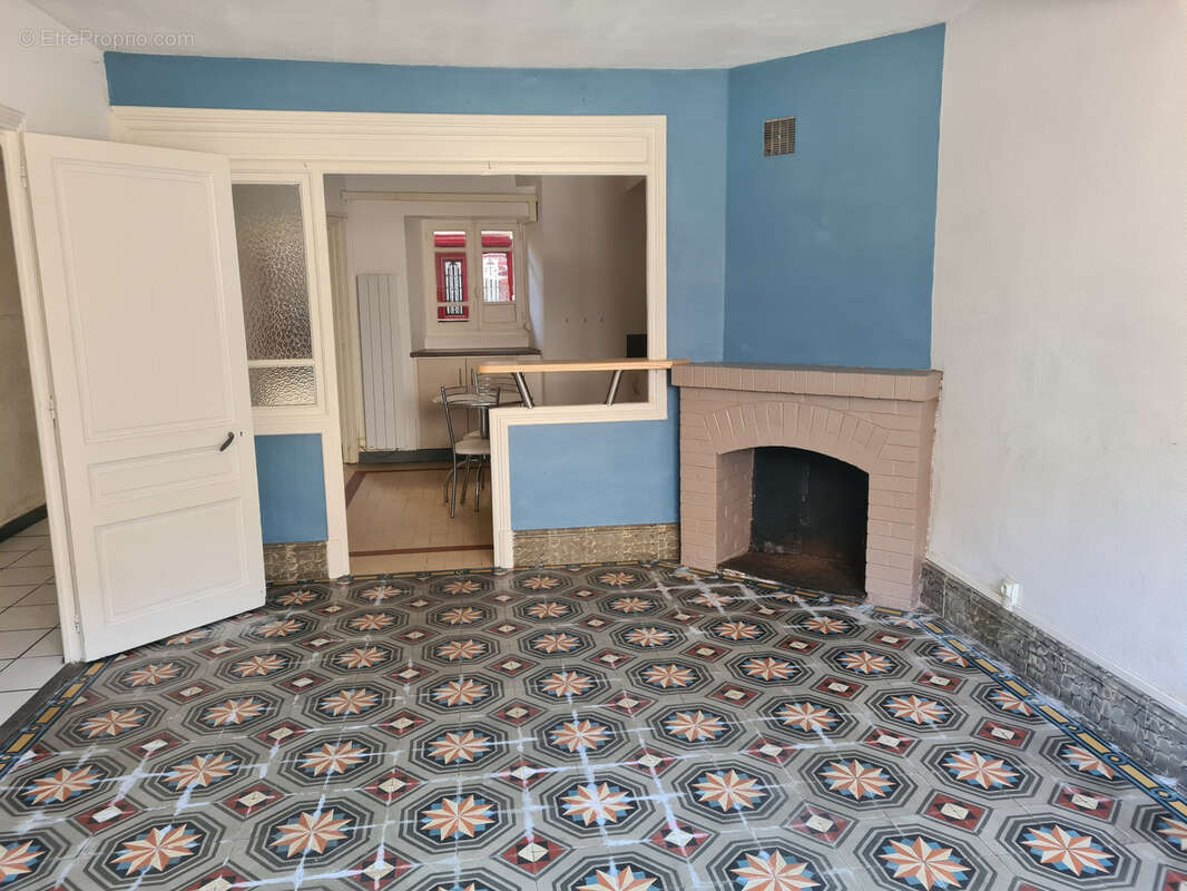 Maison à MERCUS-GARRABET