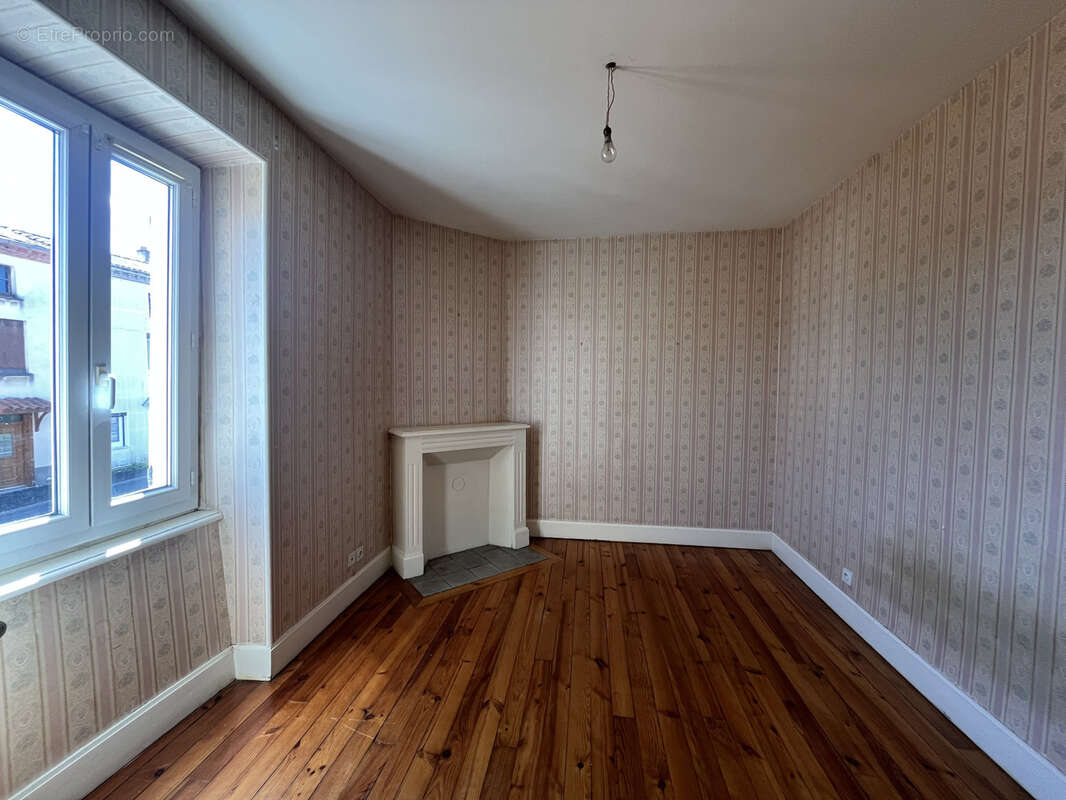 Maison à SAINTE-FLORINE