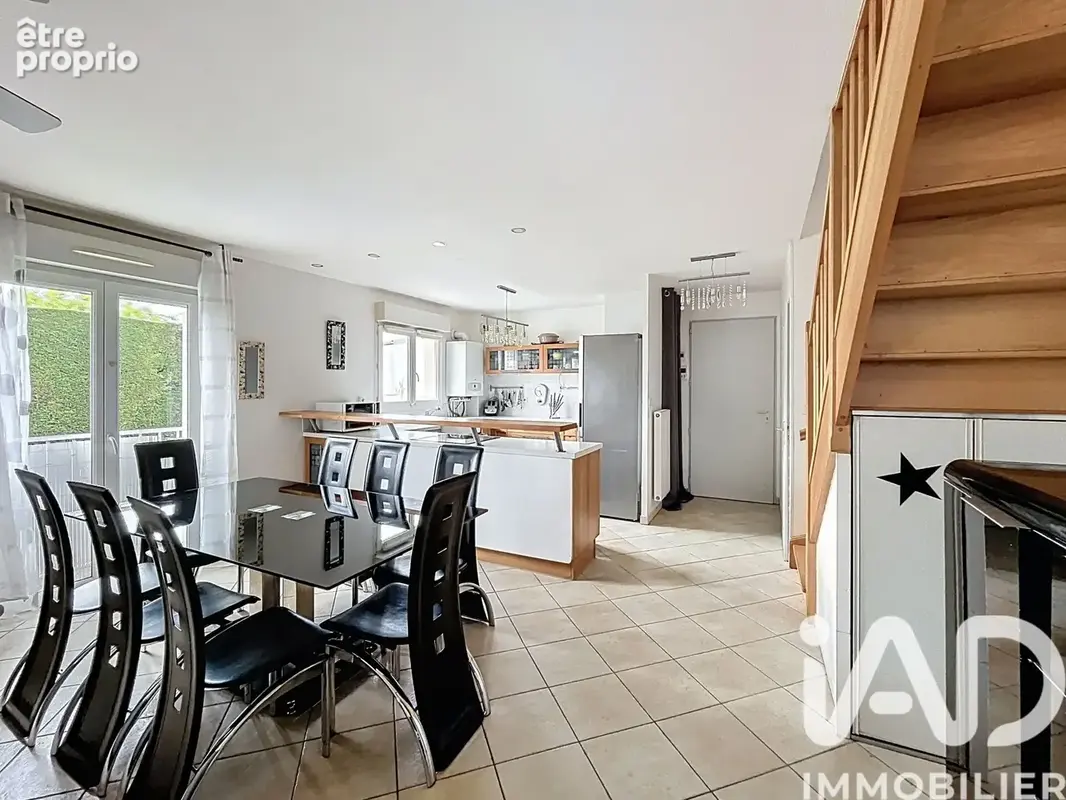 Photo 1 - Appartement à SAINT-PRIEST