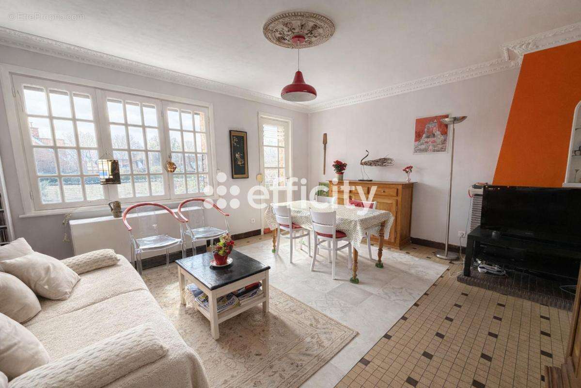 Maison à MONS-EN-BAROEUL