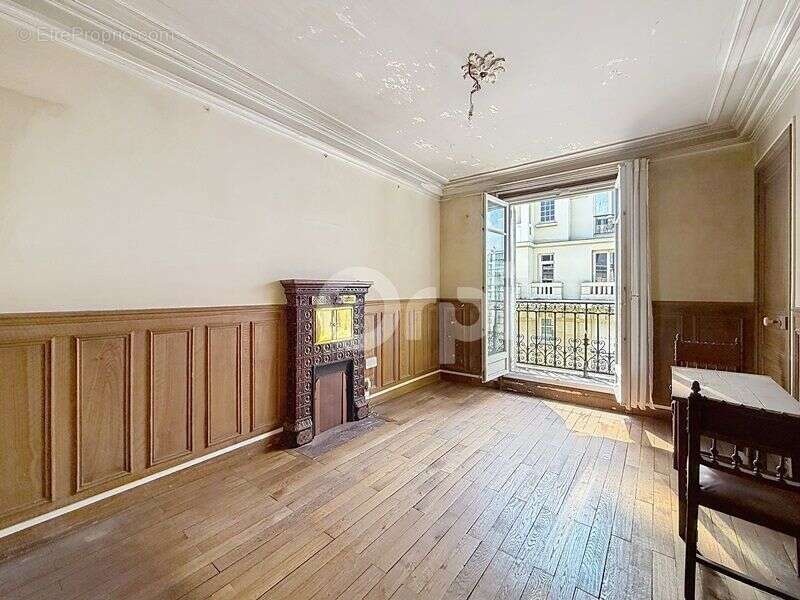 A VENDRE PARIS 15ème 4 pièces 71 m² Balcon Vue Tour Eiffel - photo 3