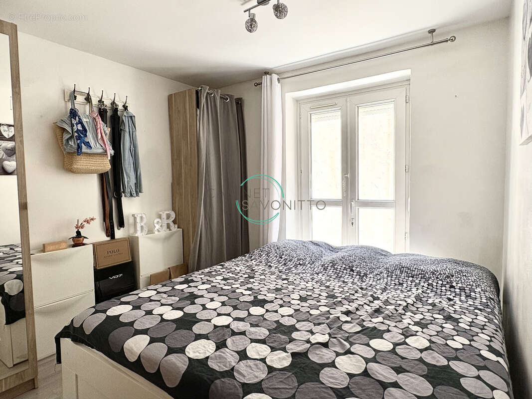 Appartement à MARSEILLE-7E