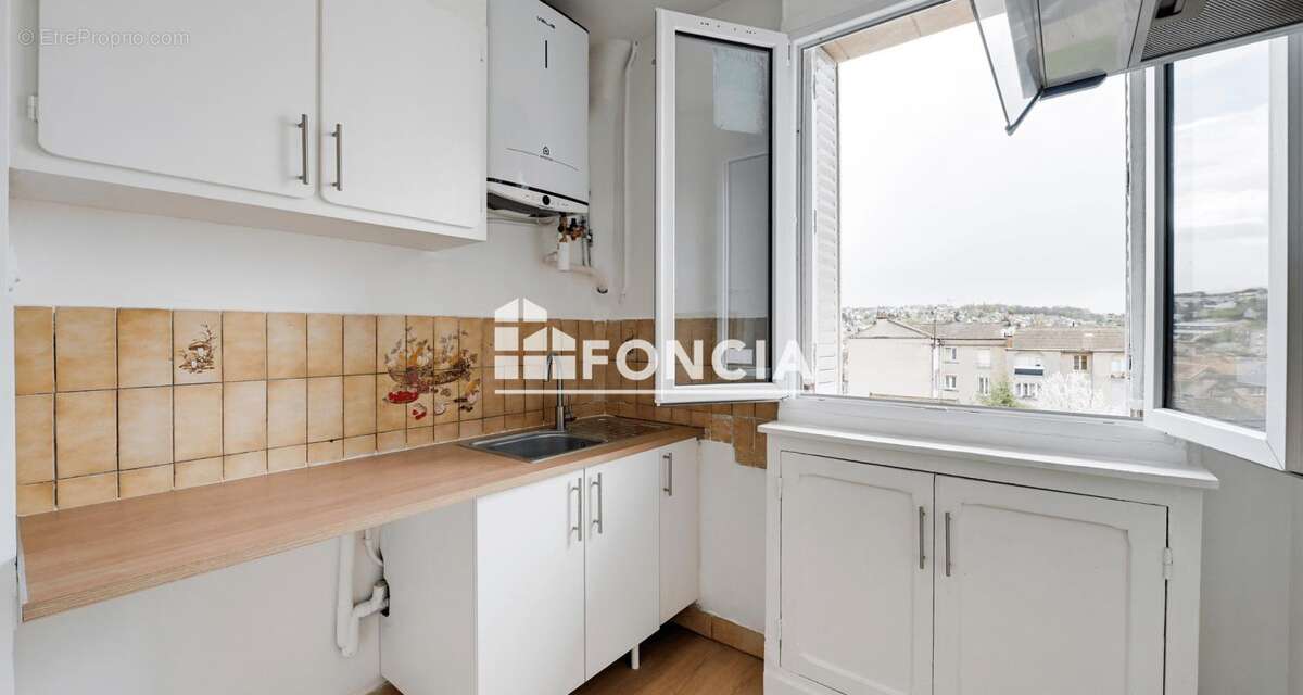 Appartement à VILLENEUVE-SAINT-GEORGES