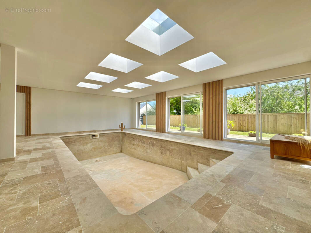 Maison à BLAINVILLE-SUR-ORNE