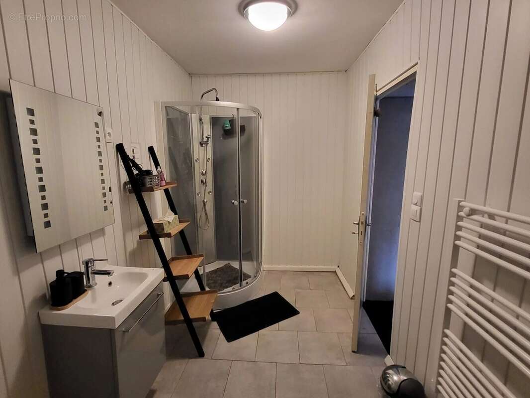 Maison à TOURNON-SAINT-MARTIN