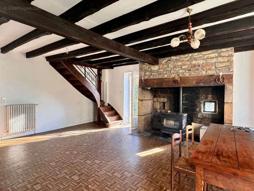 Maison à GUMOND