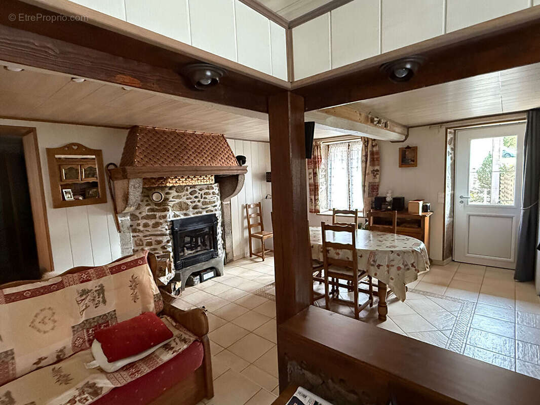 Maison à LA CHABANNE