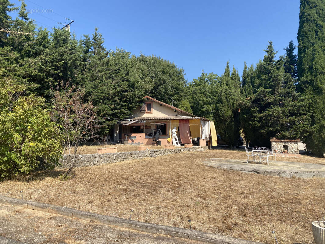 Maison à PEYMEINADE