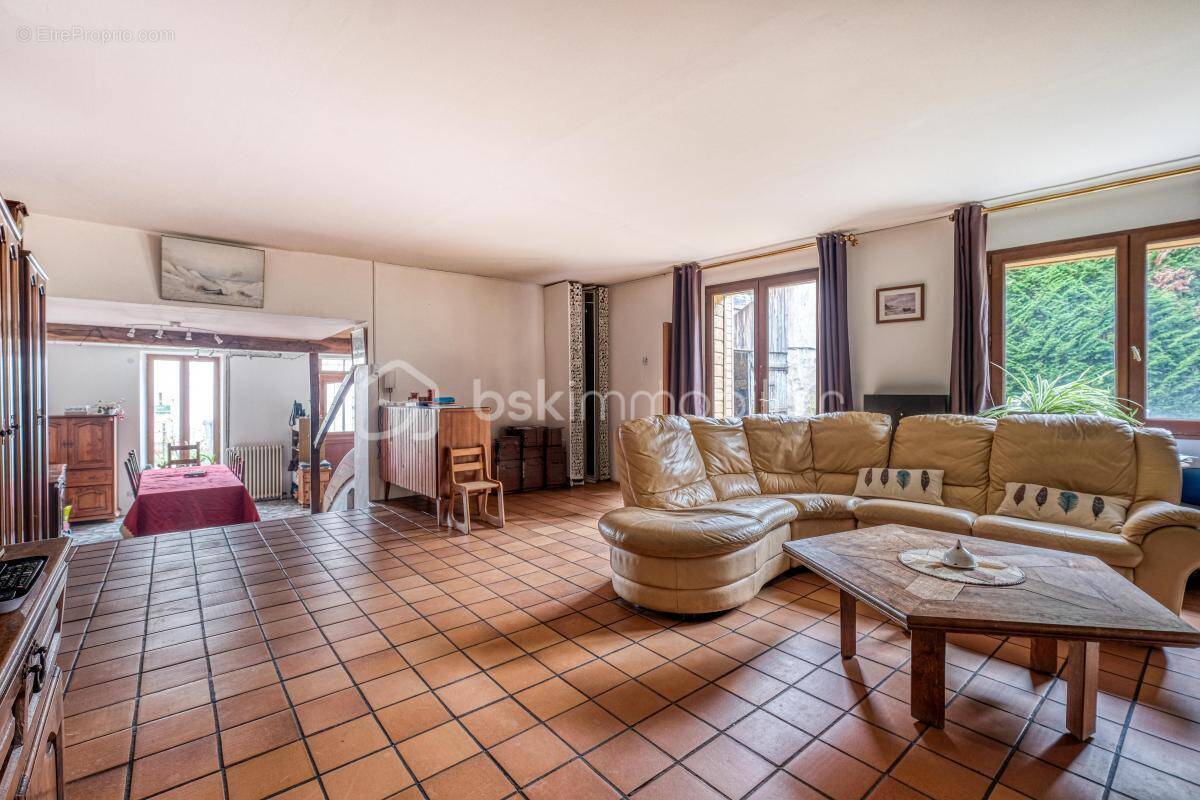 Maison à LAGNY-SUR-MARNE