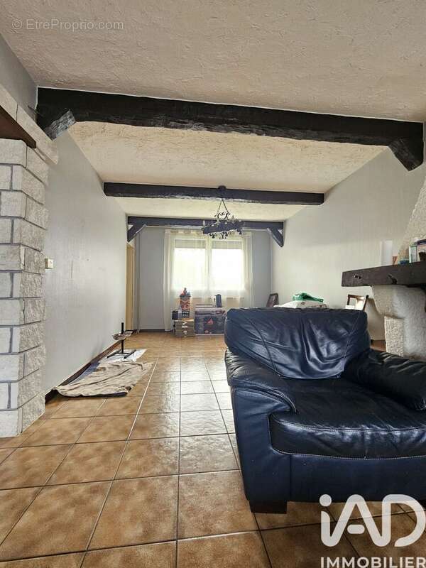 Photo 2 - Maison à CUTRY