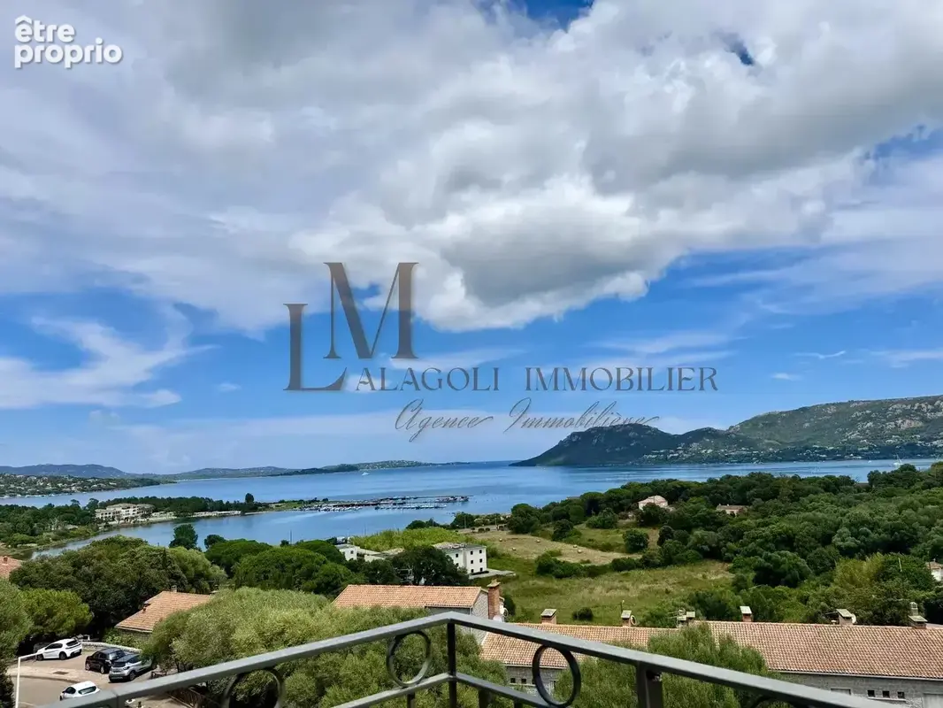 Photo Appartement à Porto-Vecchio au prix de 1 248 000€