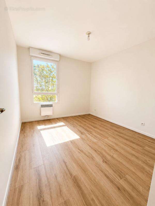 Appartement à LA SALVETAT-SAINT-GILLES