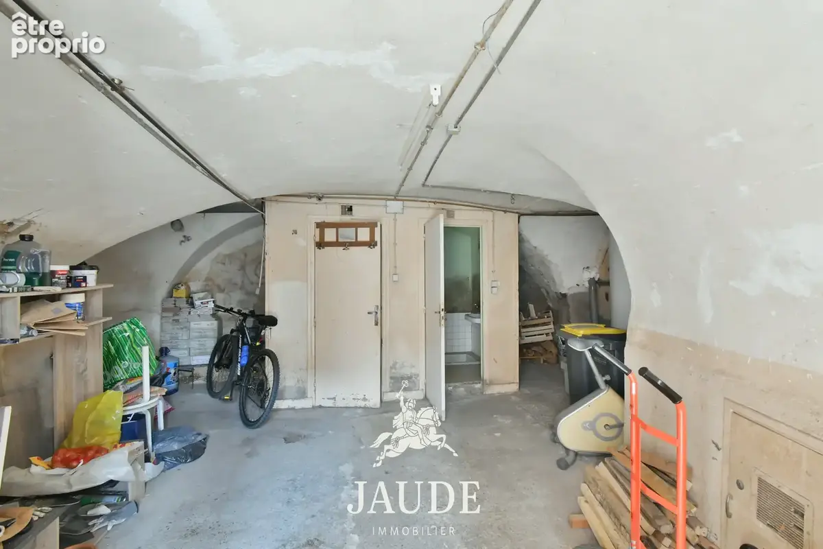 Maison de bourg (100m2) avec petit garage et cave à Ceyrat - photo 8