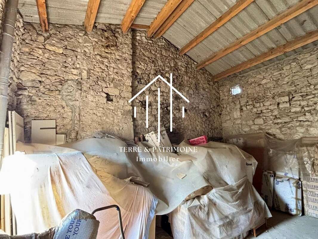 Bâtisse de 1817 proche Ruoms - photo 13