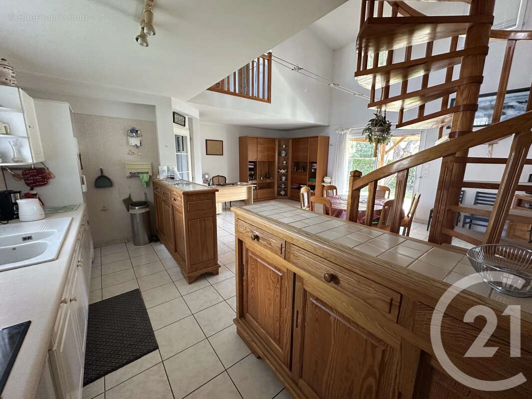 Maison à SAINT-PALAIS-SUR-MER