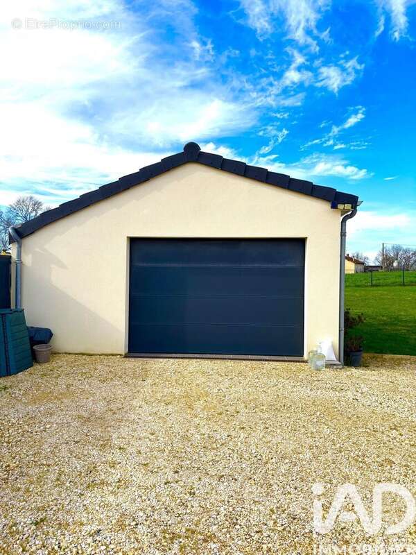 Photo 8 - Maison à COURSAC
