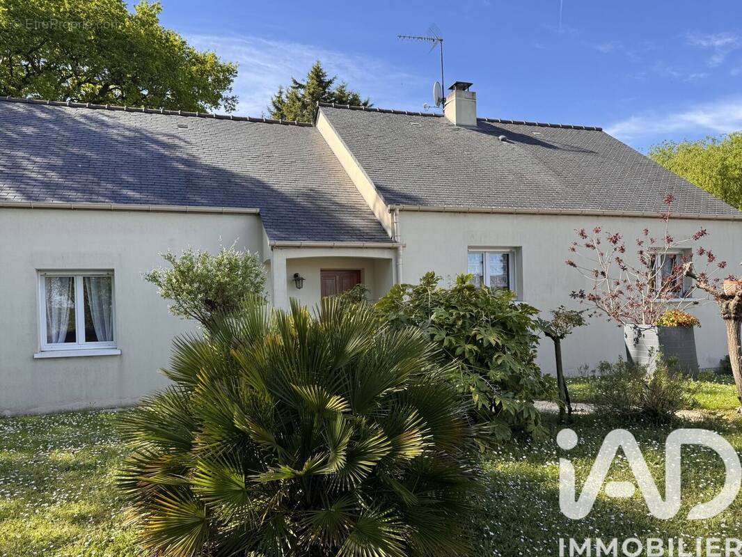 Photo 1 - Maison à CORDEMAIS