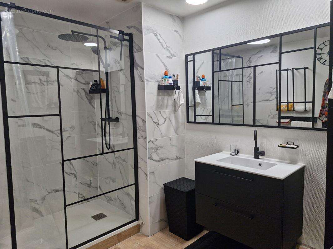 Appartement t3 entierement renove - photo 5