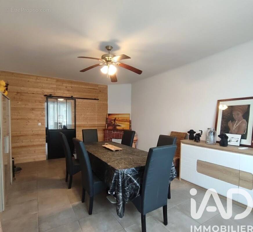 Photo 1 - Maison à LA CHAPELLE-DU-GENET