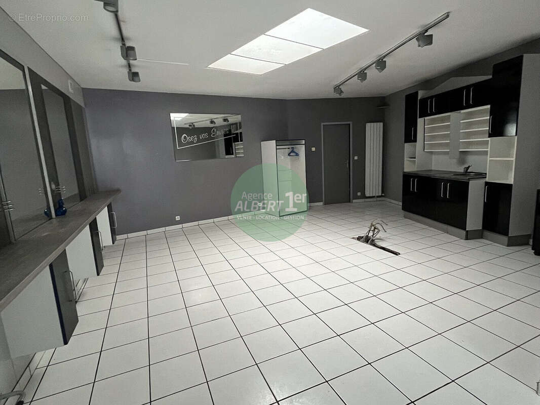 Commerce à MONTIVILLIERS