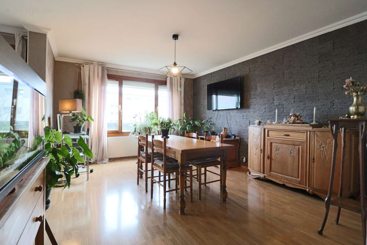 Appartement à BONDY