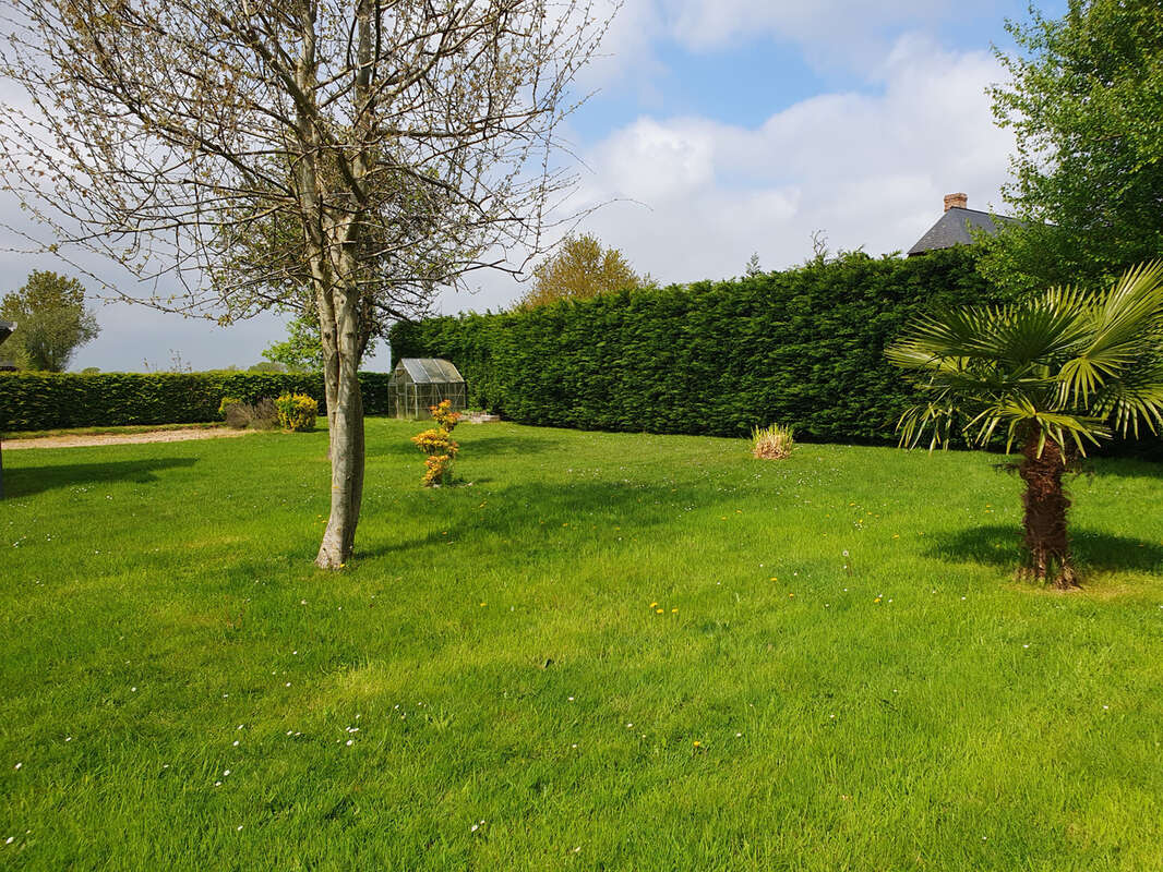 Maison à CORMEILLES